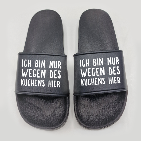 Badeschuhe Ich bin nur wegen des Kuchens hier